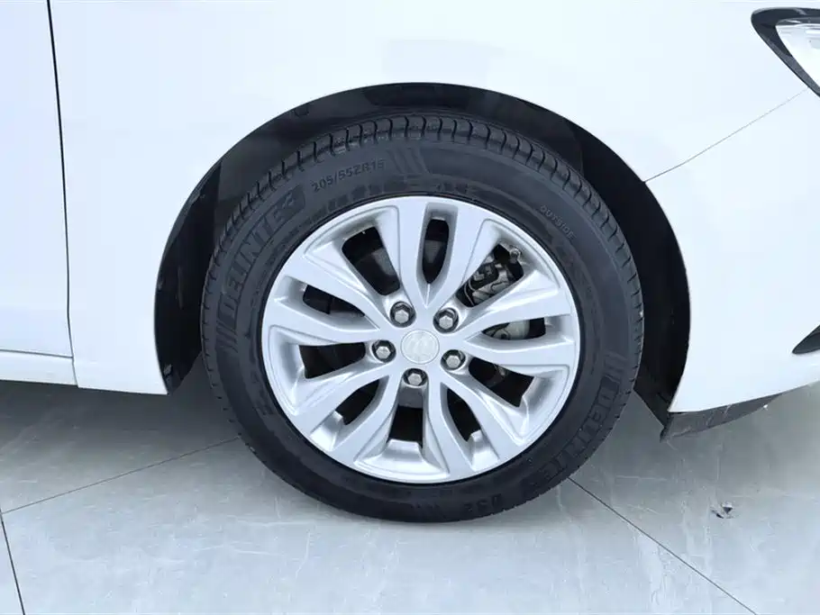 Buick Excelle 2021 Exemplar 1.5L Auto Elite фото 6