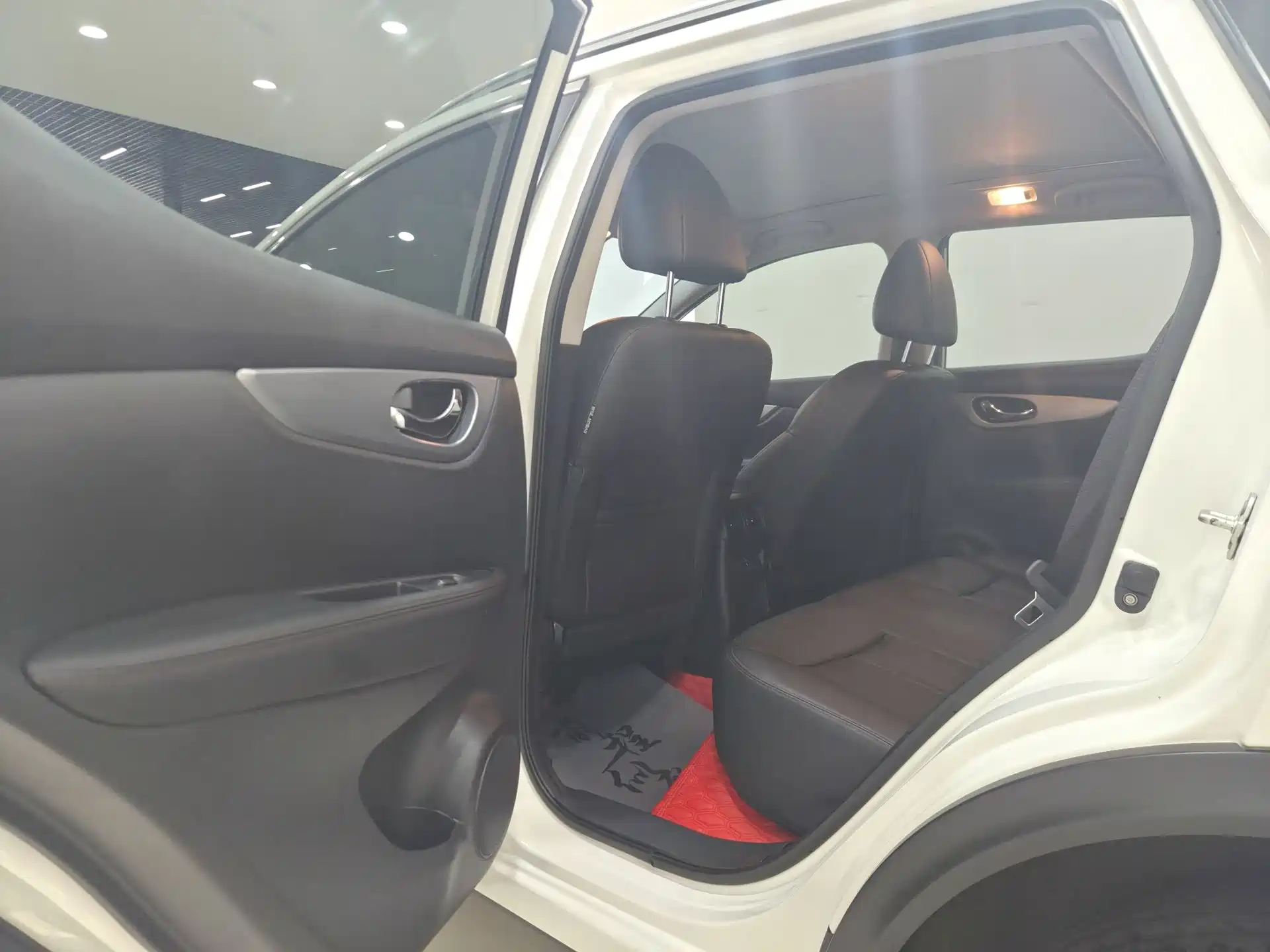 Фото 6 - Nissan Qashqai