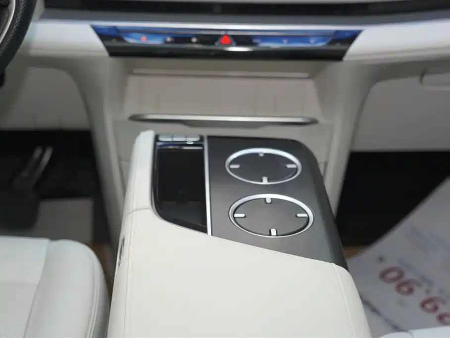 Buick GL8 New Energy 2024 Landglory Premium Edition 7-Seater фото 27