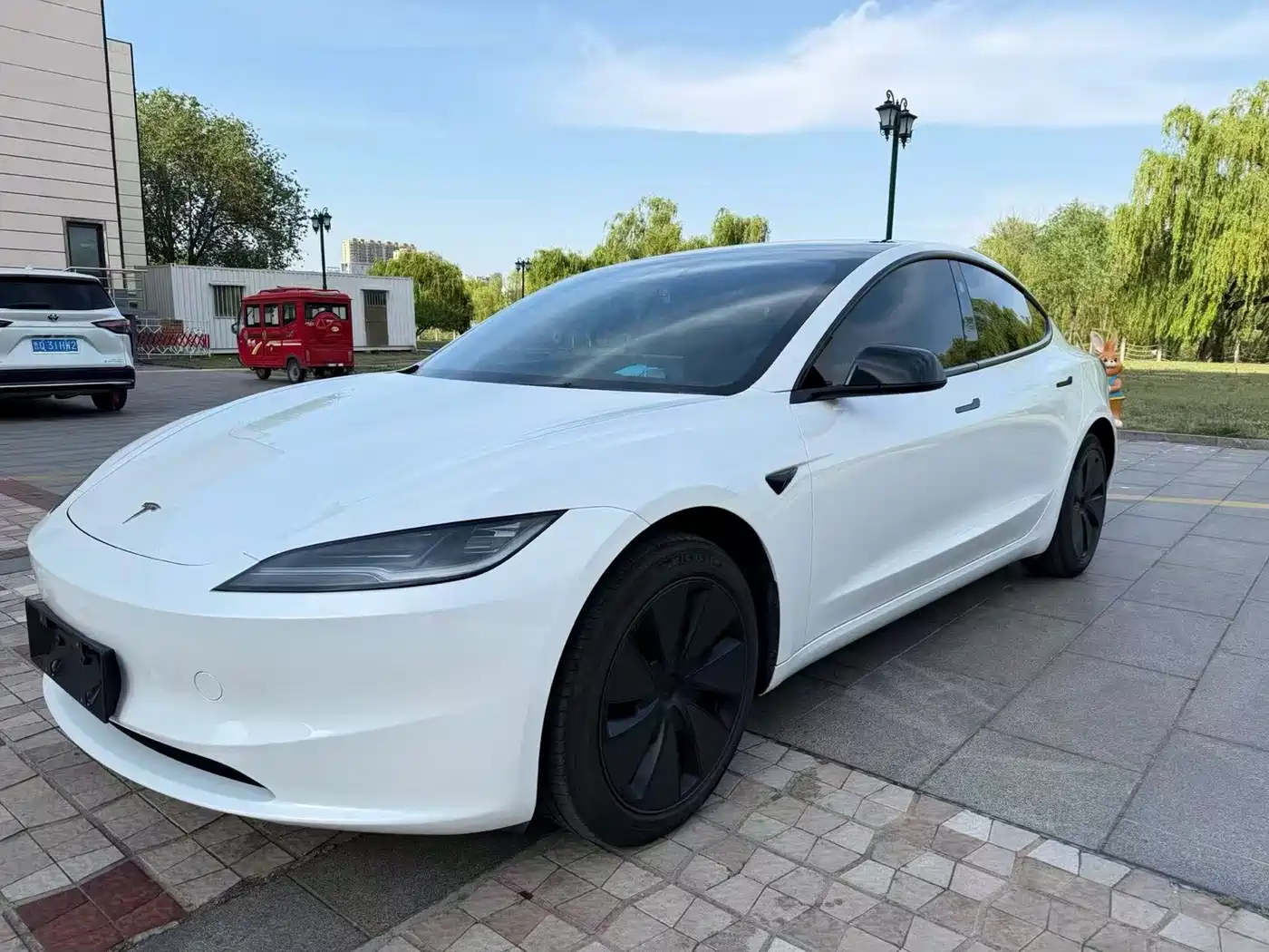 Tesla Model 3 2023 Long Range All-Wheel Drive