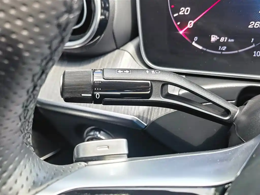 Mercedes-Benz C-Class 2024 Facelift C 200 L Sport фото 27
