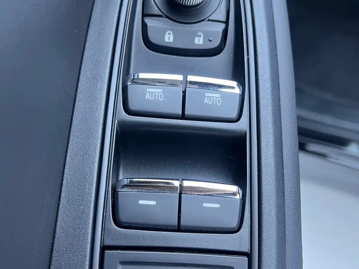 Subaru Forester 2022 2.0i AWD Luxury Edition with EyeSight фото 15