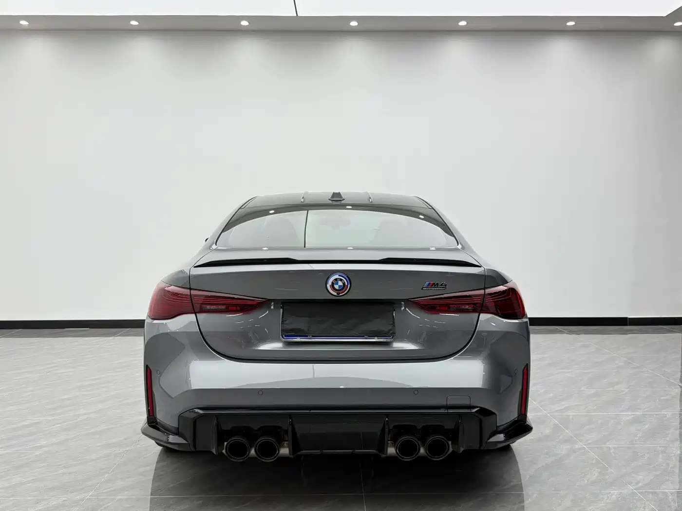 BMW M4 2024 BMW M4 Coupe M xDrive Competition фото 5
