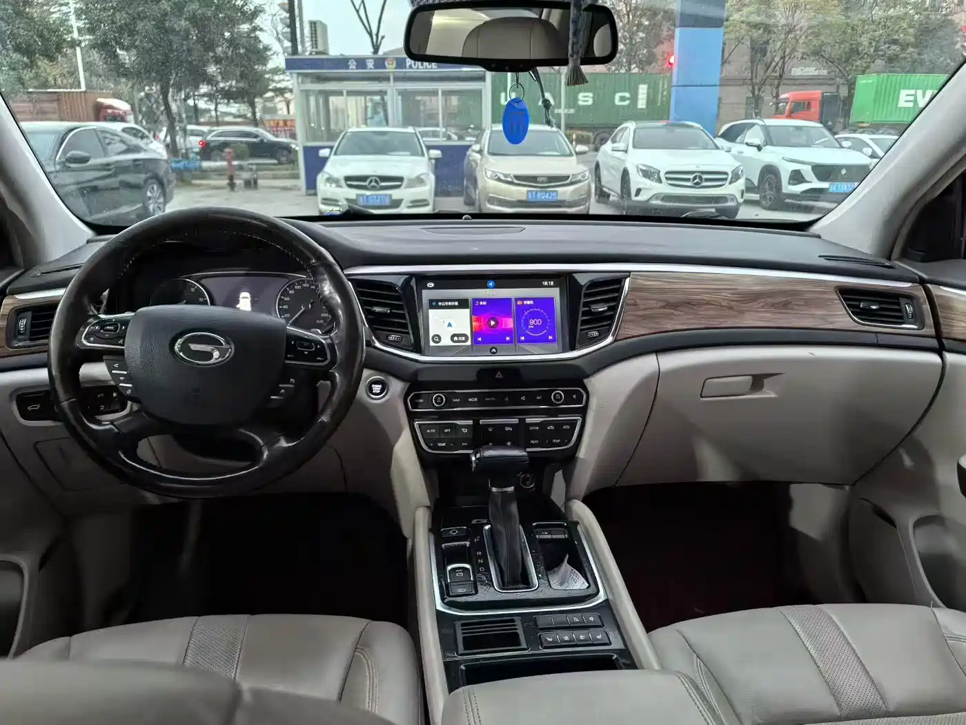 GAC Trumpchi Trumpchi GS8 2017 320T 2WD Luxury Smart Connect (7-seater) фото 8