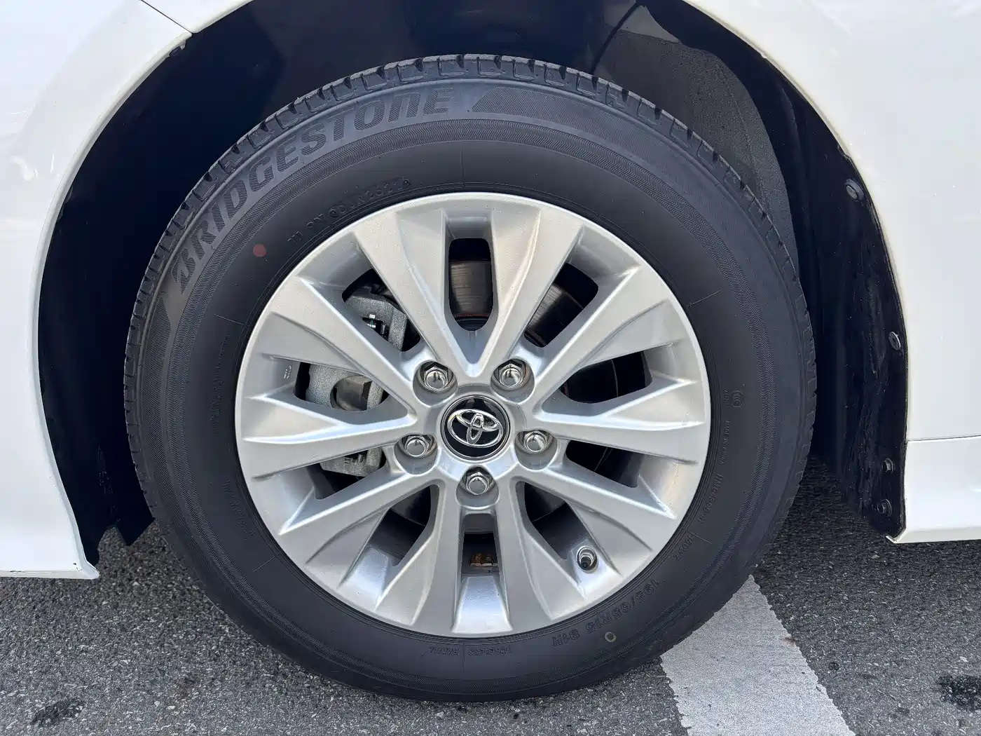 Toyota Corolla 2022 TNGA 1.5L CVT Pioneer Edition фото 15