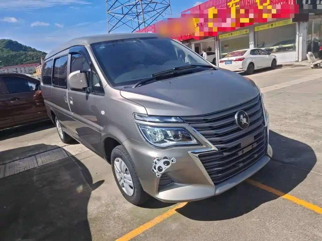 Dongfeng Fengxing Lingzhi 2025 2023 M5L 1.6L Basic 7-seater