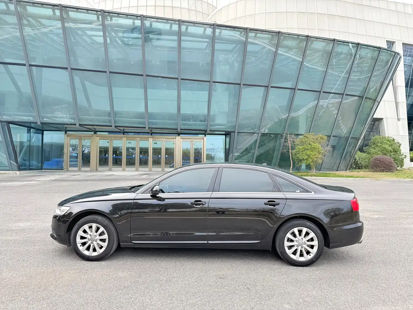 Audi A6L 2012 TFSI Standard фото 5