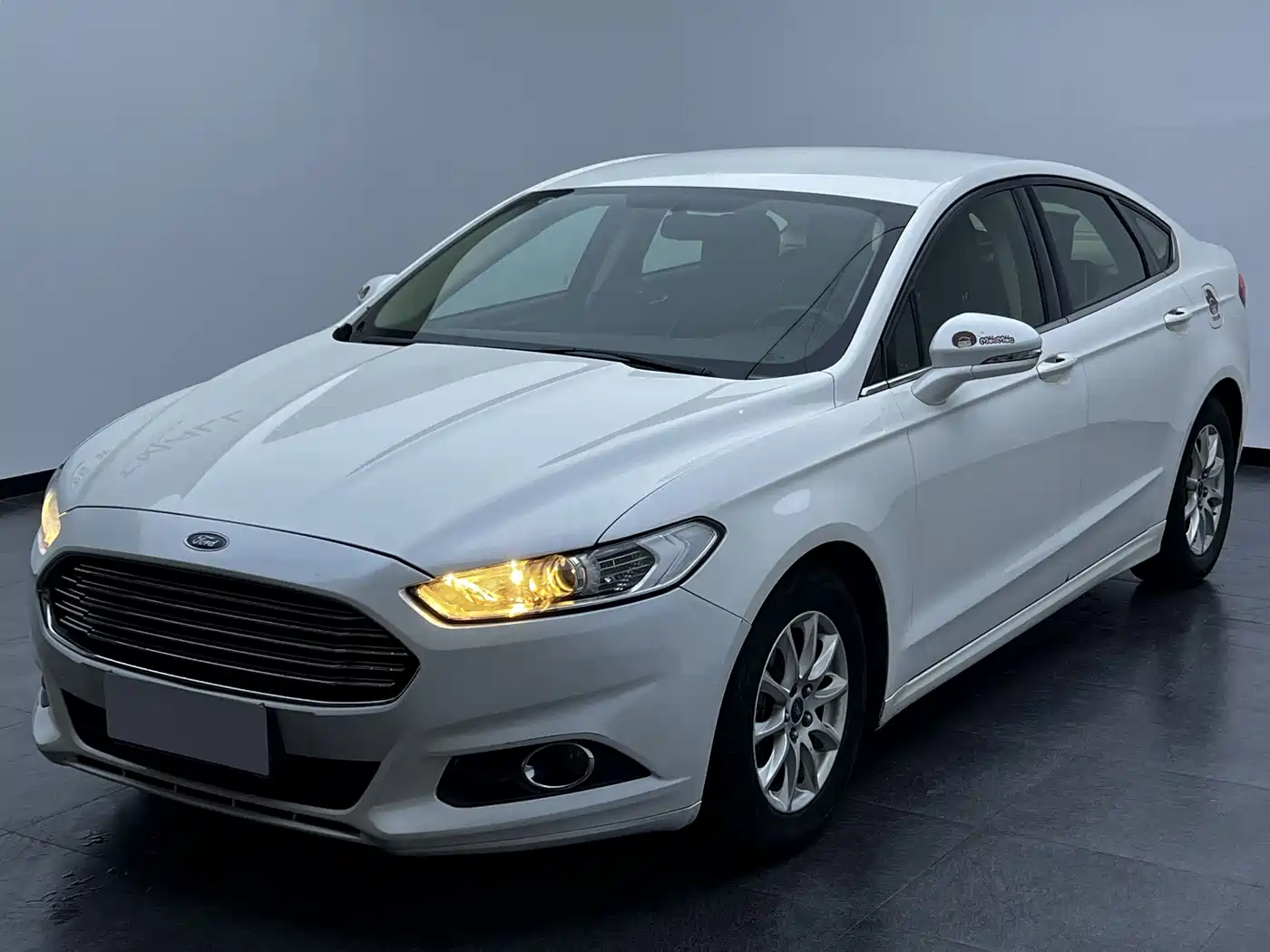 Photo 1 - Ford Mondeo