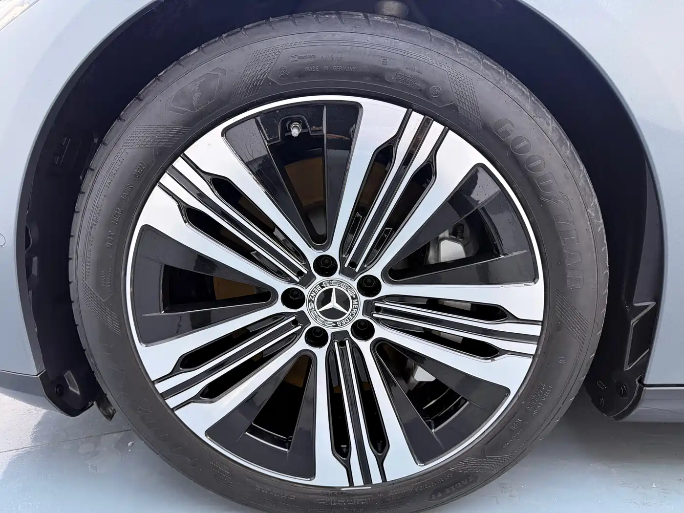 Mercedes-Benz EQS 2022 Model Year Facelift 450+ Pioneer Edition фото 23