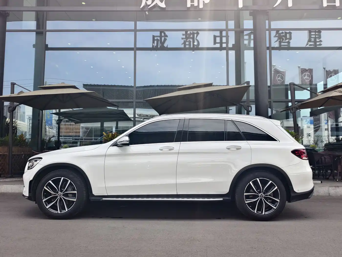 Mercedes-Benz GLC 2021 GLC 300 L 4MATIC Sporty фото 4