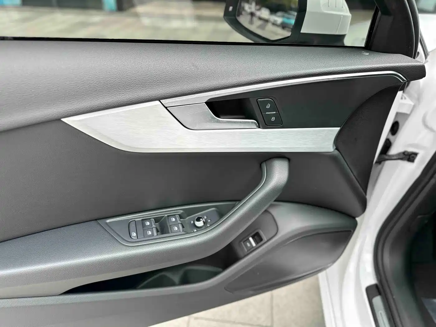 Audi A4L 2020 40 TFSI Luxury Dynamic фото 12