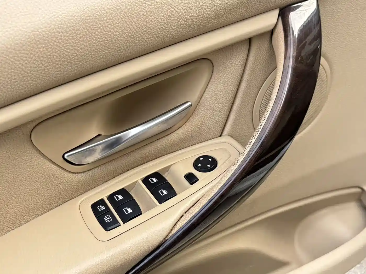 BMW 3 Series 2013 320Li Style Design Package фото 19
