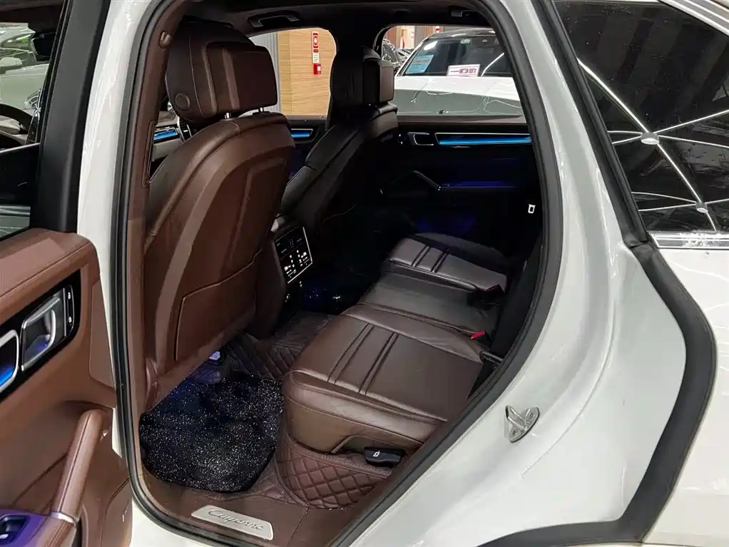 Porsche Cayenne 2019 Cayenne 3.0T фото 12