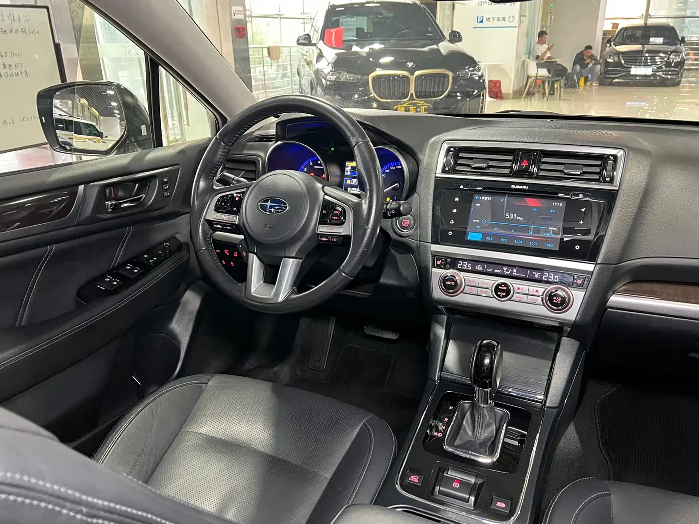 Subaru Outback 2016 2.5i Luxury Navigation Edition фото 20