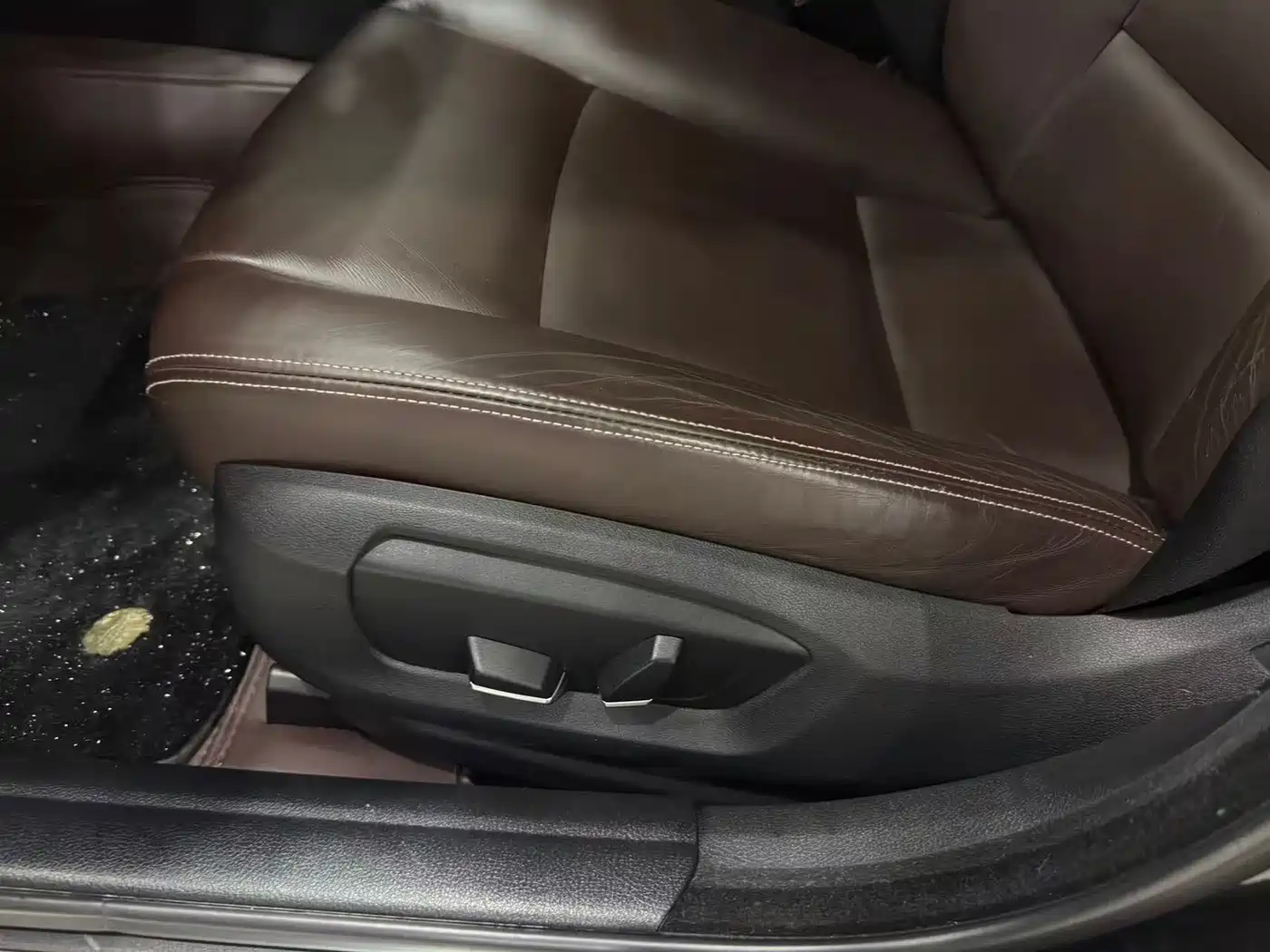 BMW 5 Series 2014 525Li Luxury Design Package фото 5