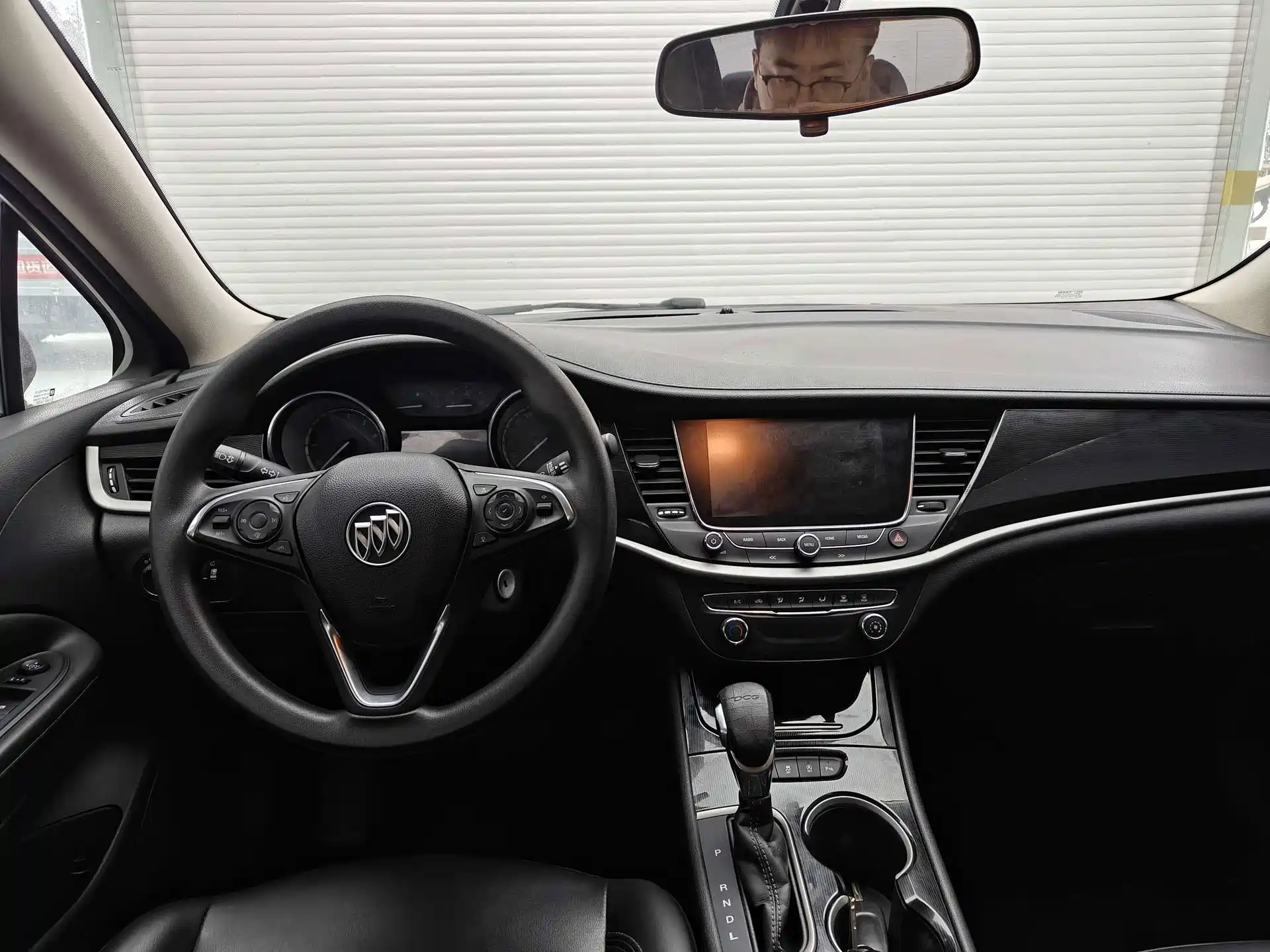 Photo 12 - Buick Verano