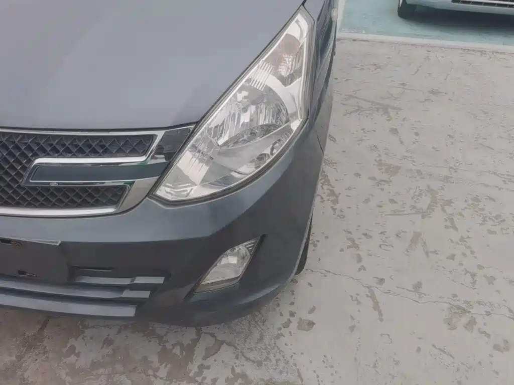Wuling Motors Wuling Rongguang V 2015 2015 1.5L Basic