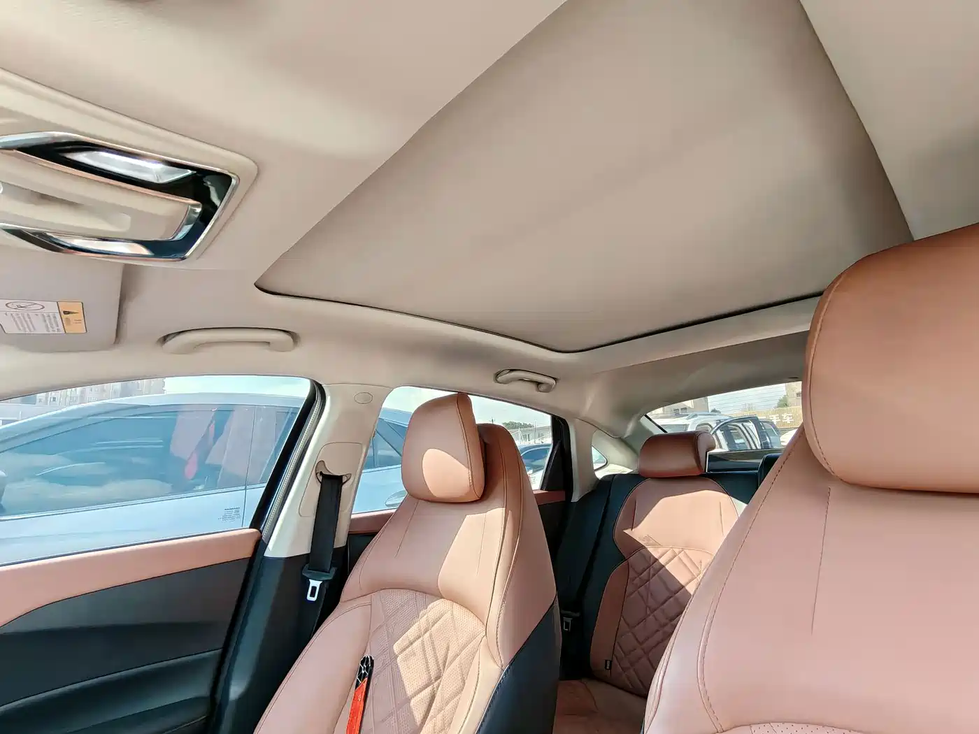 صورة 7 - Changan Eado