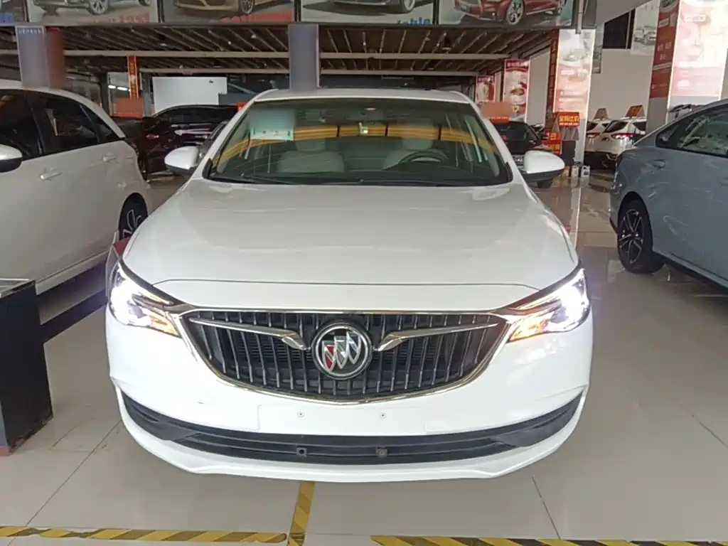 Фото 3 - Buick Excelle