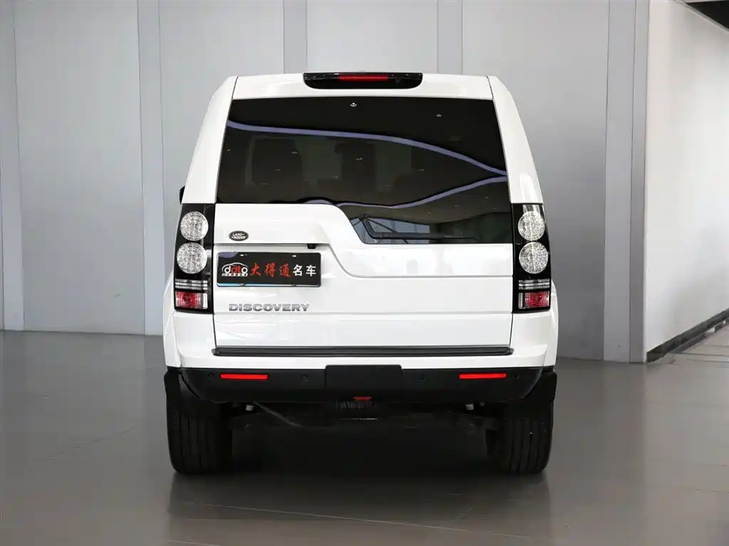 Land Rover Discovery 2016 3.0 SC Gloss Black Collector's Edition HSE фото 3