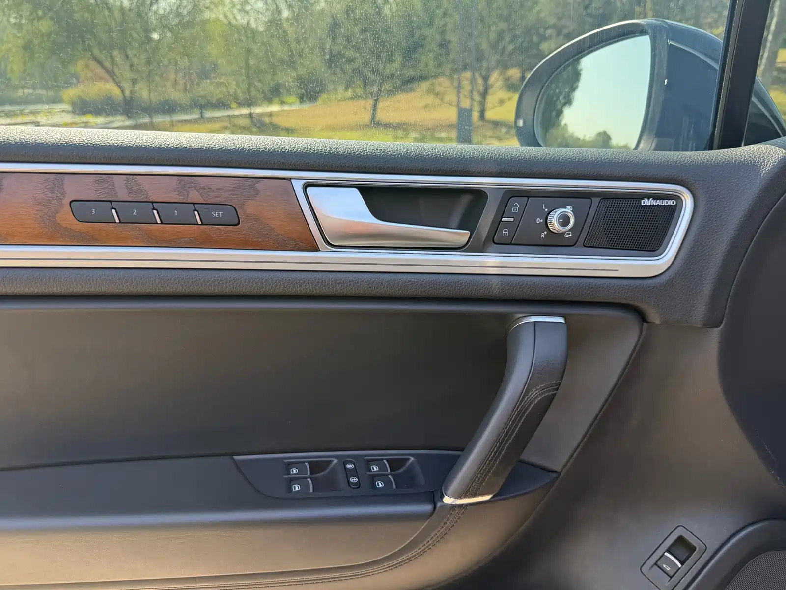 Фото 20 - Volkswagen Touareg