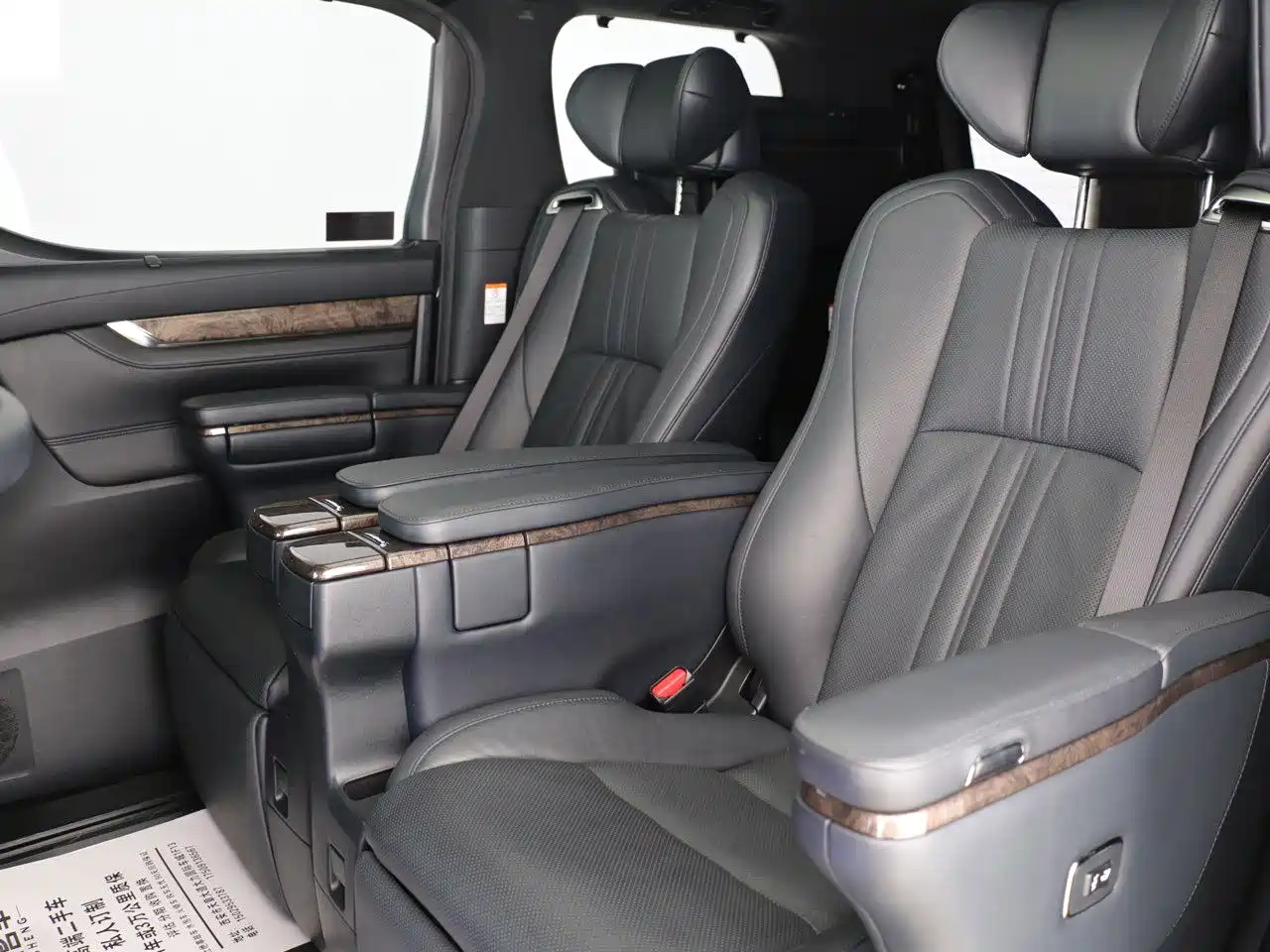 Toyota Alphard 2018 Facelift 3.5L Premium Edition фото 8