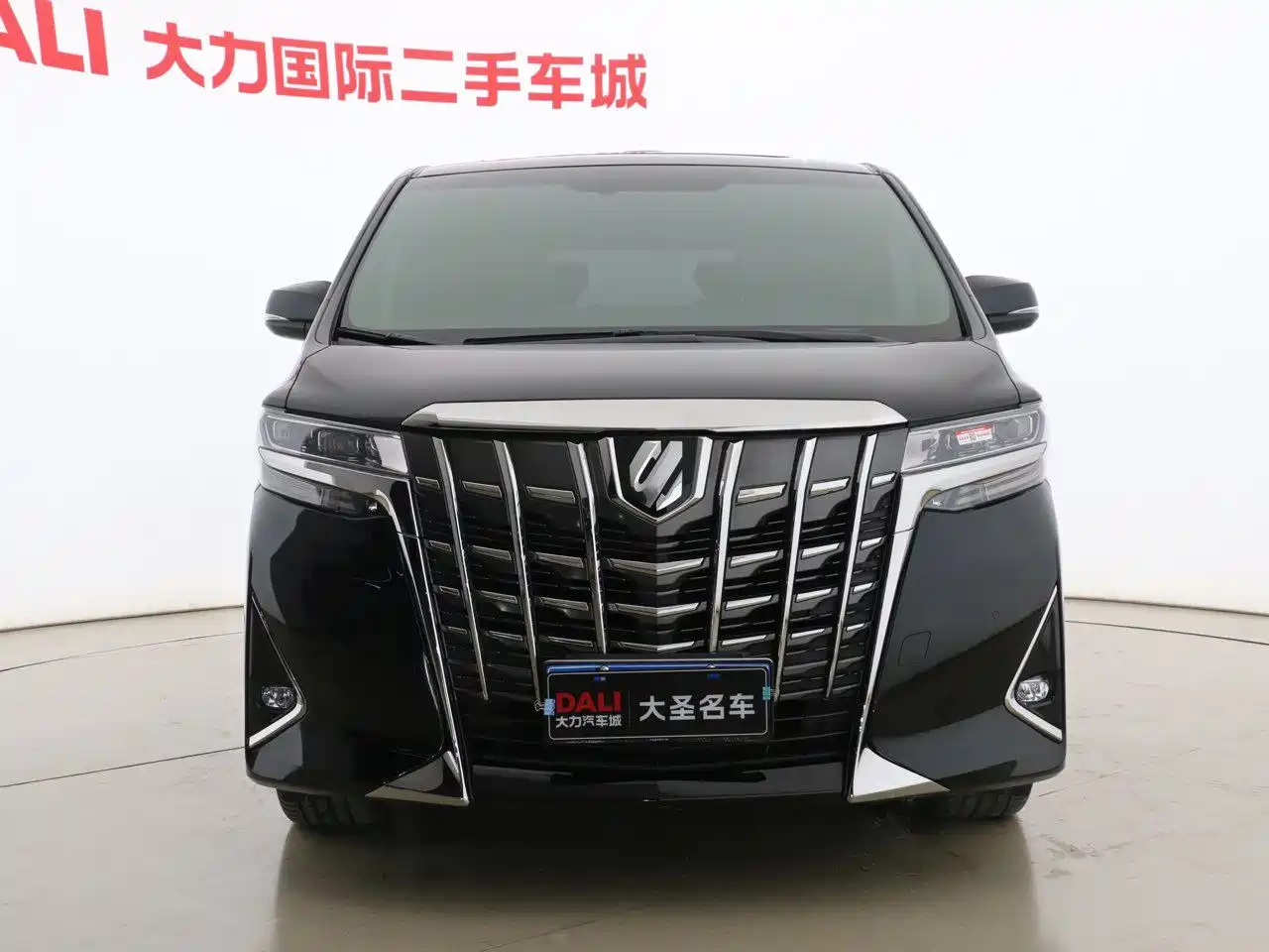 Toyota Alphard 2018 Facelift 3.5L Premium Edition фото 2