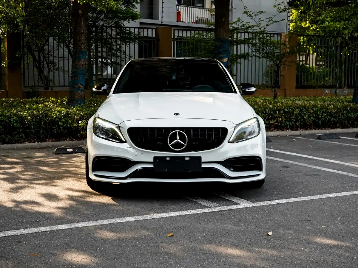 Mercedes-Benz C-Class AMG 2019 AMG C 63 S фото 2
