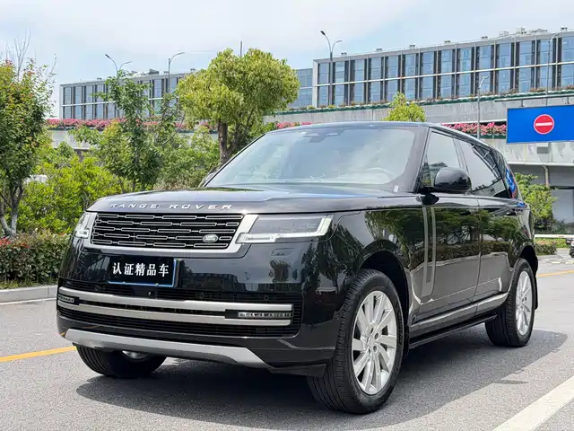 Land Rover Range Rover 2024 3.0 L6 400PS Golden Age Extended 7-Seater