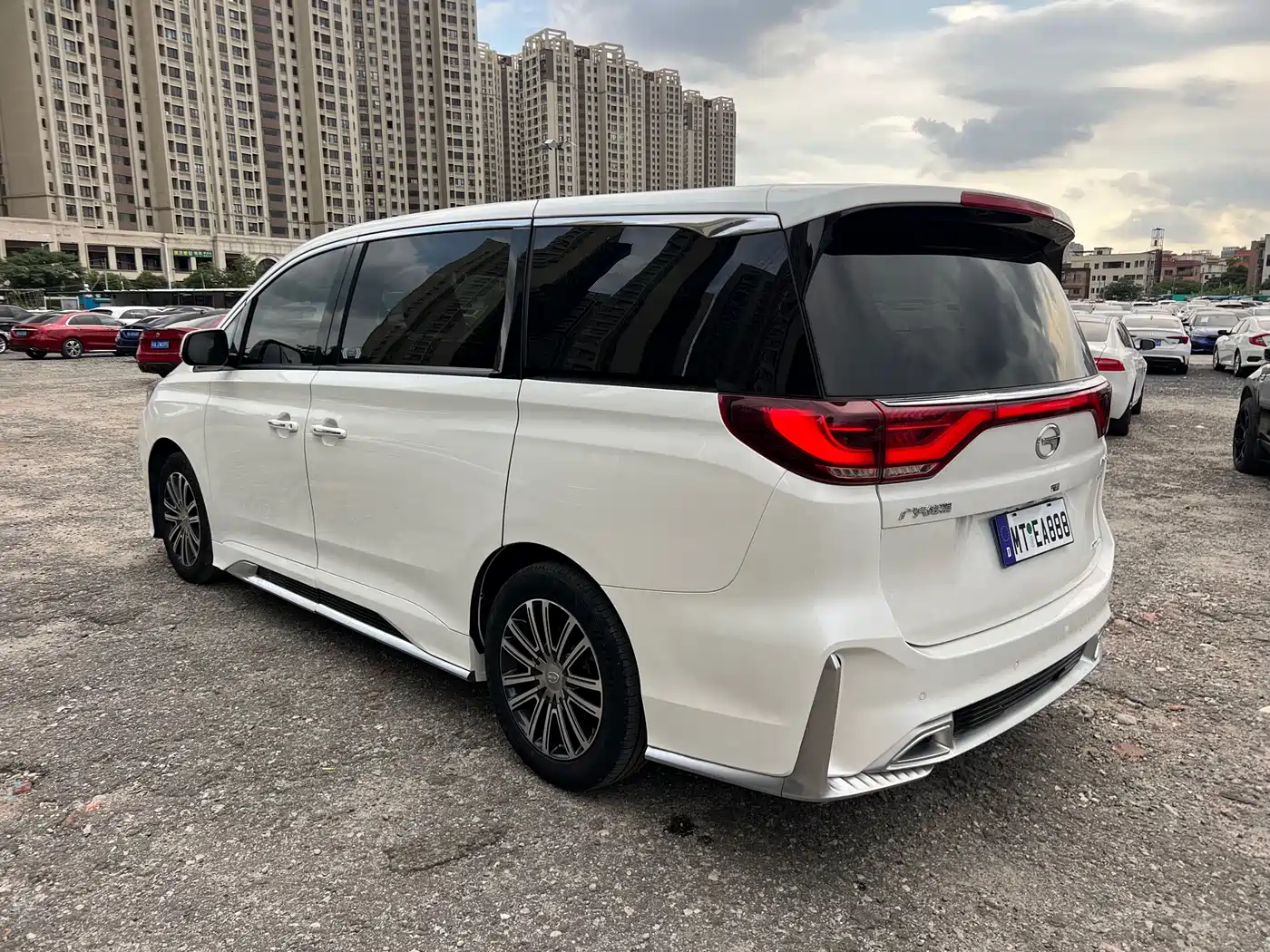 GAC Trumpchi Trumpchi M8 2021 Master Series 390T Noble Welfare Edition фото 12