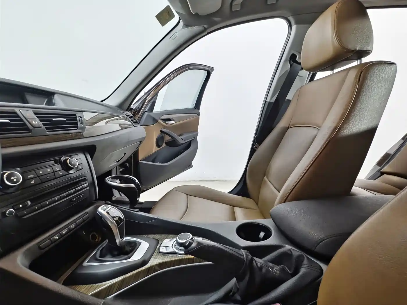 BMW X1 (Import) 2013 2012 Model xDrive28i