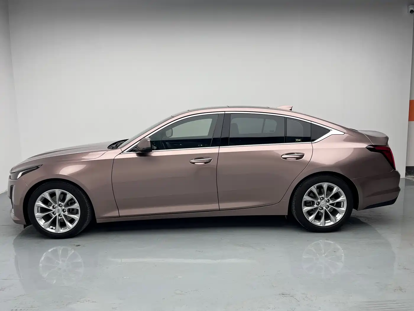 Cadillac CT5 2020 28T Luxury Model фото 8