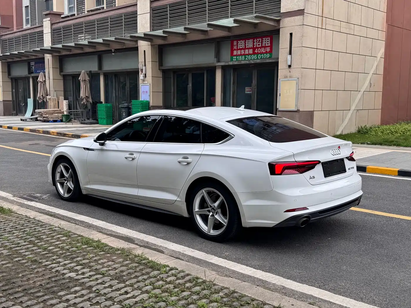 Audi A5 (Import) 2017 Sportback 40 TFSI Fashion фото 6