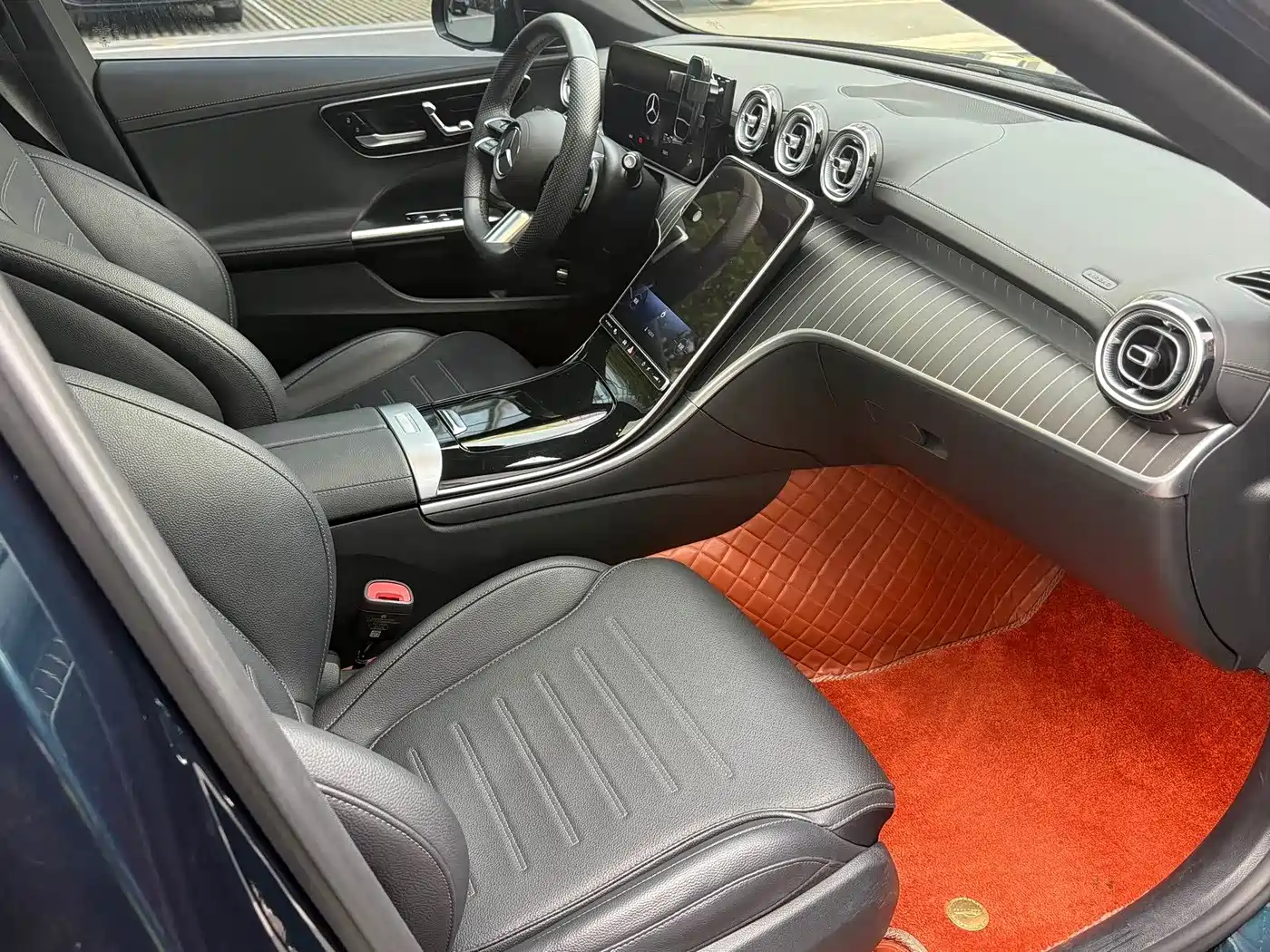 Mercedes-Benz C-Class 2023 C 260 L Night Edition Sport фото 13