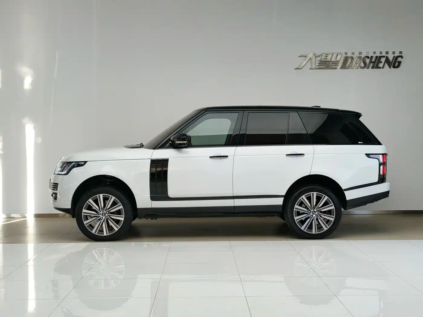 Land Rover Range Rover 2013 5.0 SC V8 AB Ultimate Genesis Edition фото 3