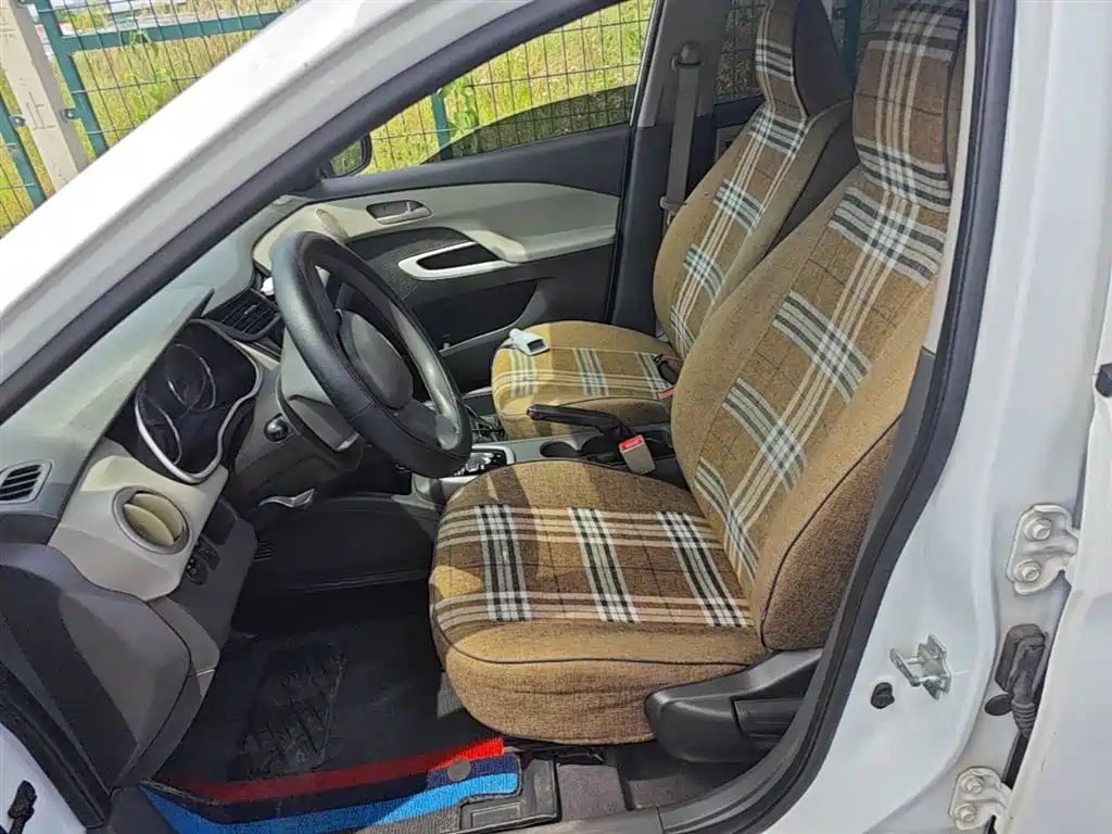 Chevrolet Sail 2015 Sail 3 1.3L AMT Ideal Edition фото 15