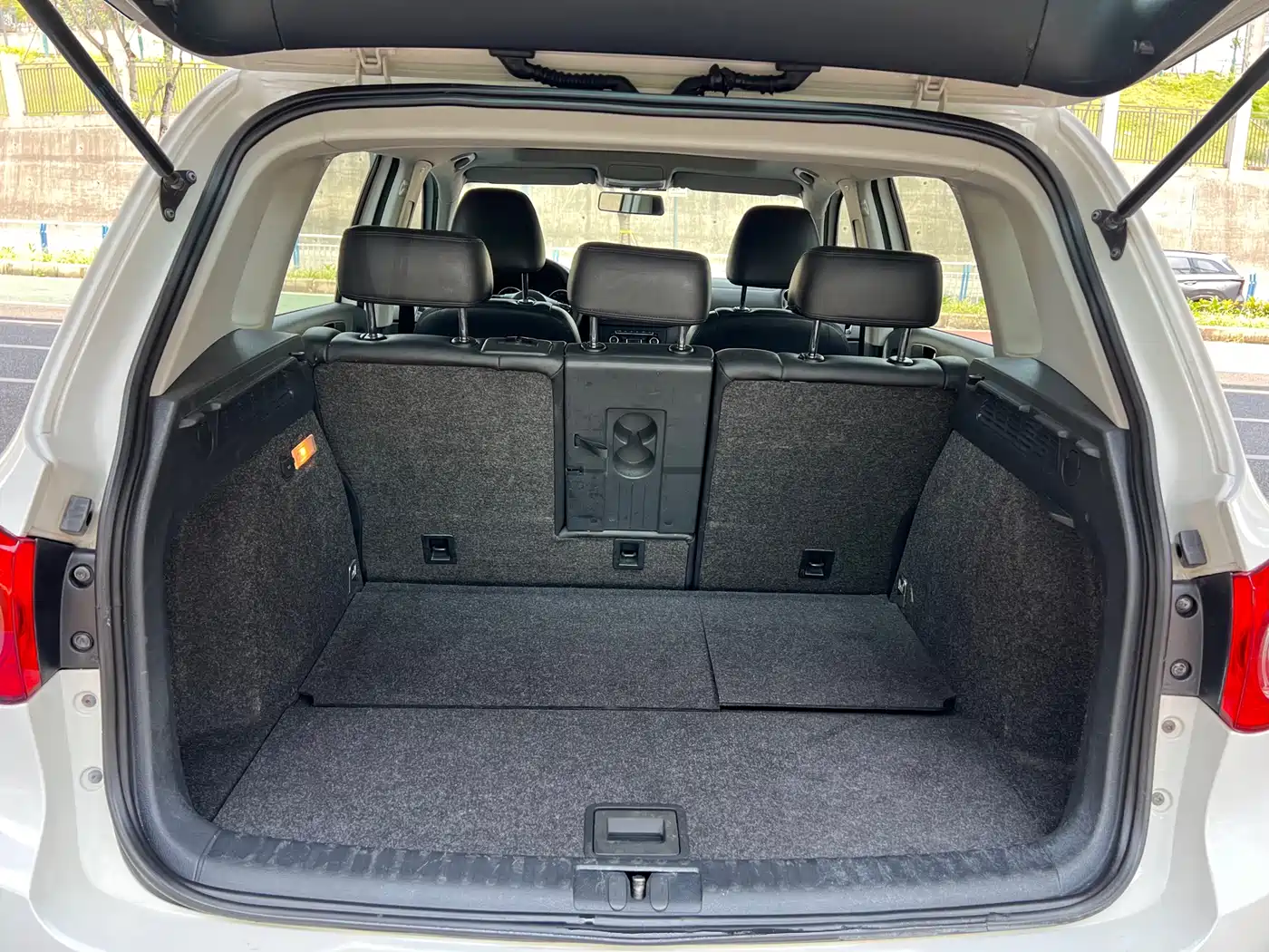 Volkswagen Tiguan 2012 1.8TSI Automatic 4WD Elite Edition фото 21