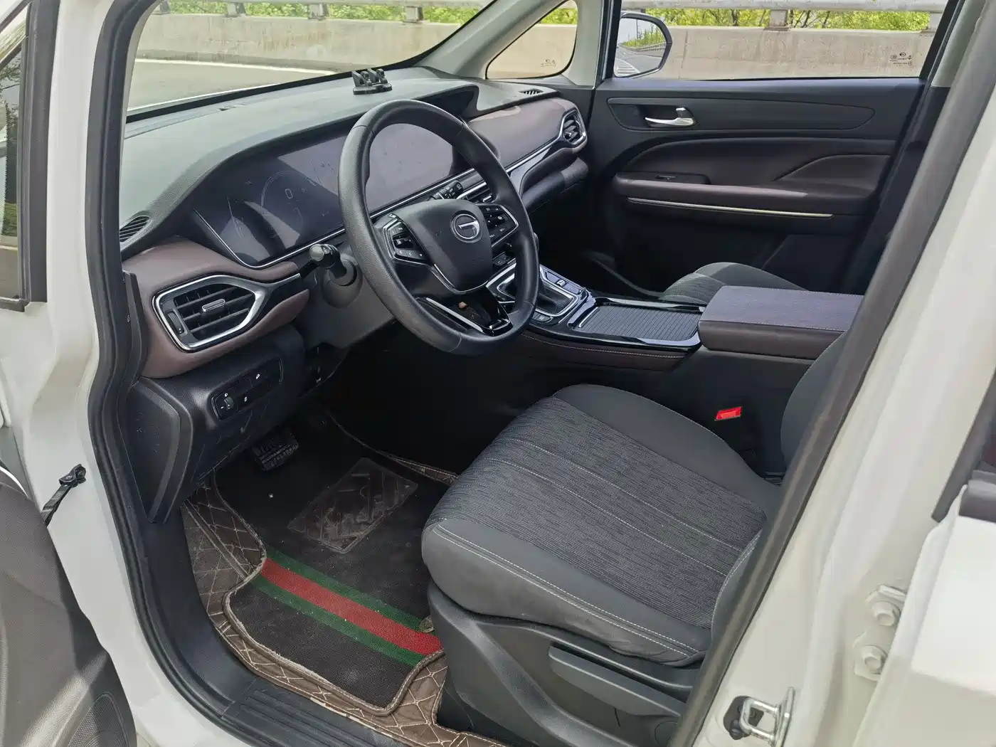 GAC Trumpchi Trumpchi M6 2023 PRO 270T DCT Elite Edition фото 7