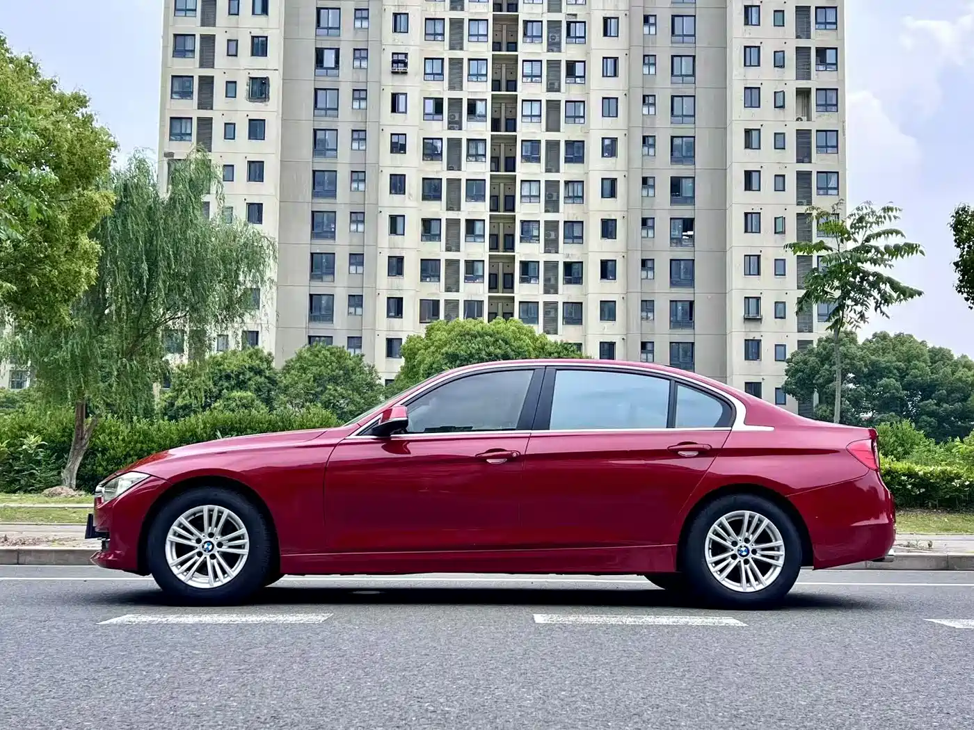 BMW 3 Series 2013 320i Fashion фото 6