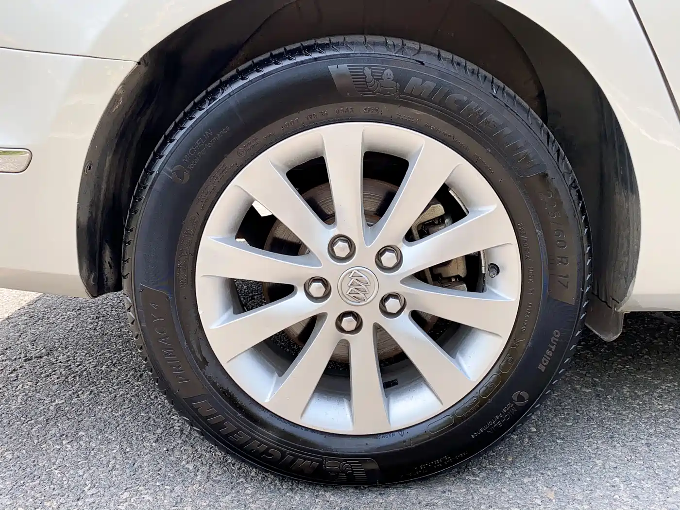 Buick GL8 2015 2.4L Luxury Business Exclusive Edition фото 20