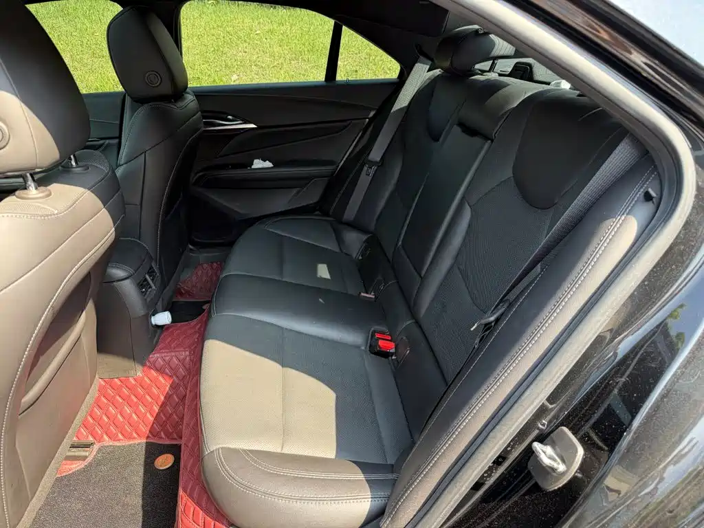 Cadillac CT4 2022 2022 28T Luxury Model