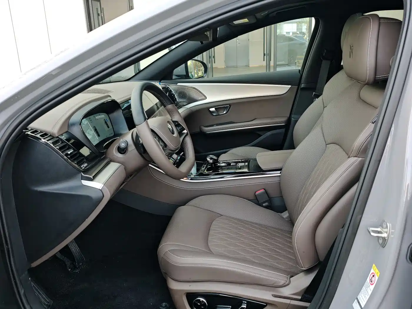 BYD Han 2025 DM-i Smart Driving Edition 125KM LiDAR Flagship фото 4