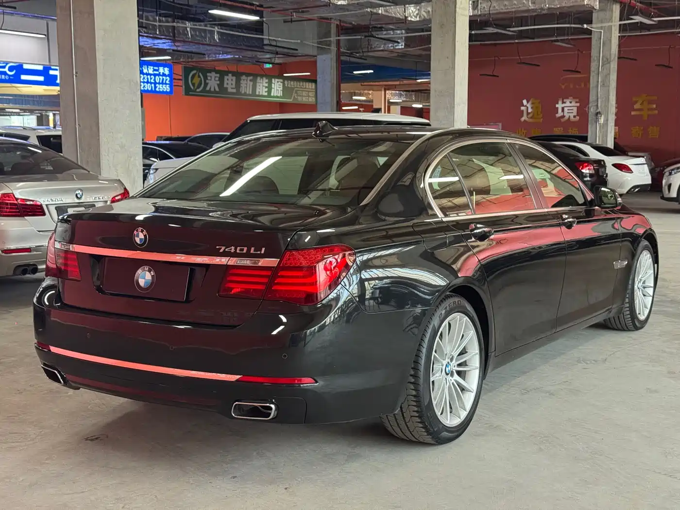 BMW 7 Series 2013 Model 740Li Leading фото 5