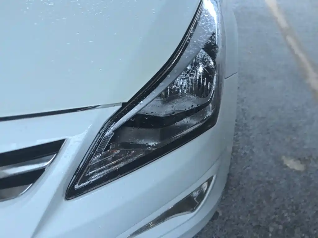 Hyundai Reina 2014 2014 Model 1.4L Automatic GLX