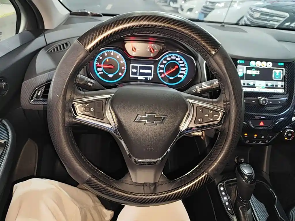 Chevrolet Cruze 2019 2018 Redline 320 Automatic Pioneer Edition