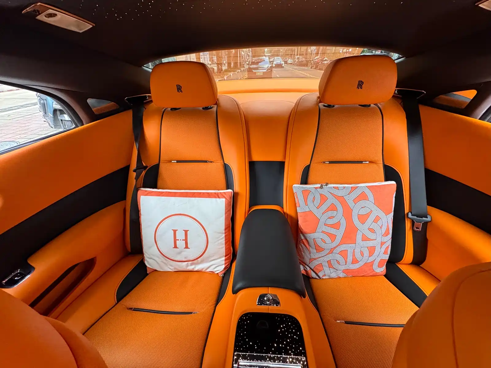 Фото 15 - Rolls-Royce Wraith