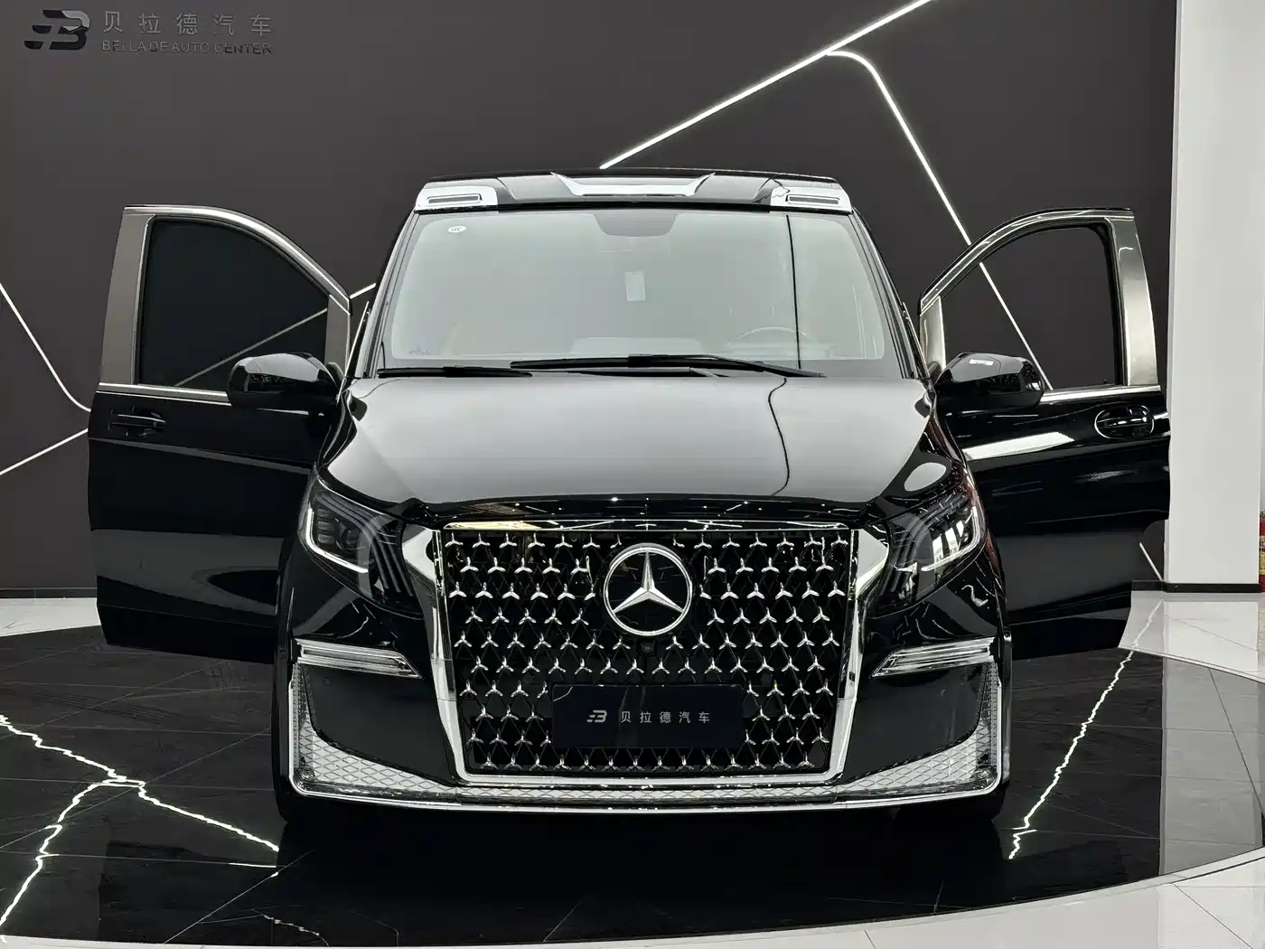 Mercedes-Benz Vito 2023 2.0T Business 7-Seater фото 22