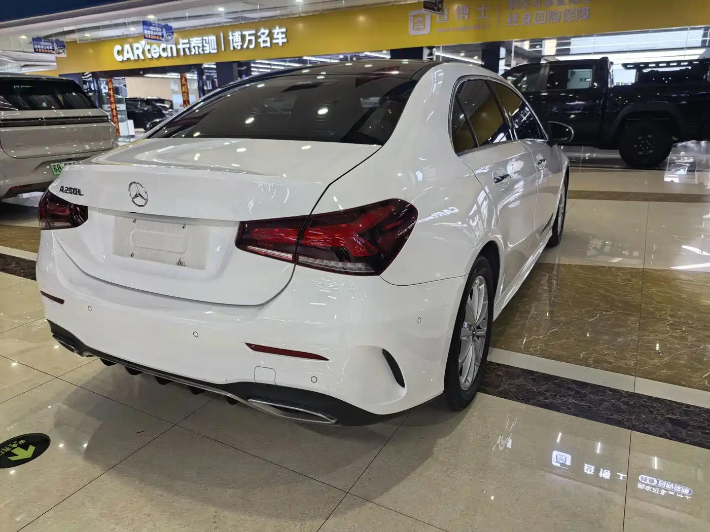 Фото 8 - Mercedes-Benz A-Class