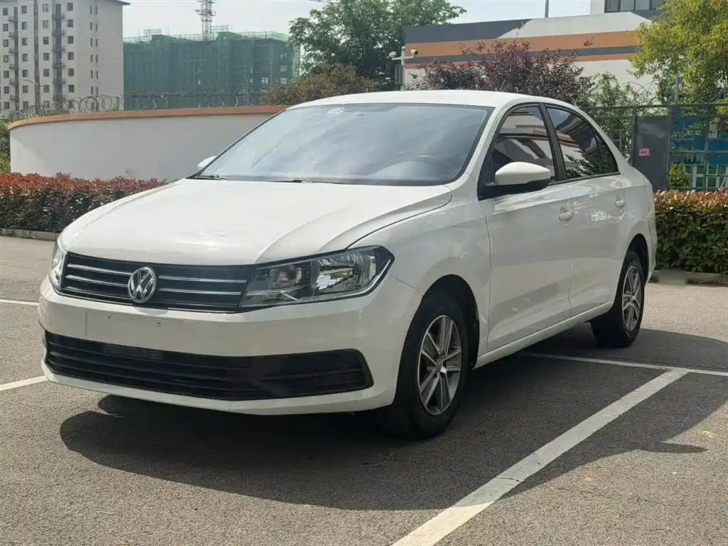 Volkswagen Santana 2016 1.4L Manual Trend Edition фото 2