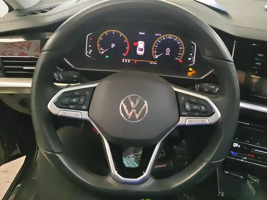 Volkswagen Passat 2022 330TSI Elite Edition фото 15